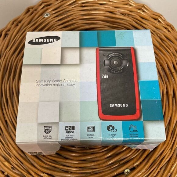 SAMSUNG HMX-W200RN XAA FULL HD SHOCK + WATERPROOF DIGITAL CAMERA Red Action - Picture 7 of 8